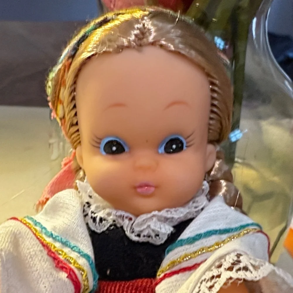 Vintage vinyl Polish Folk Dolls Ethnic Folklore - Picture 7 of 10